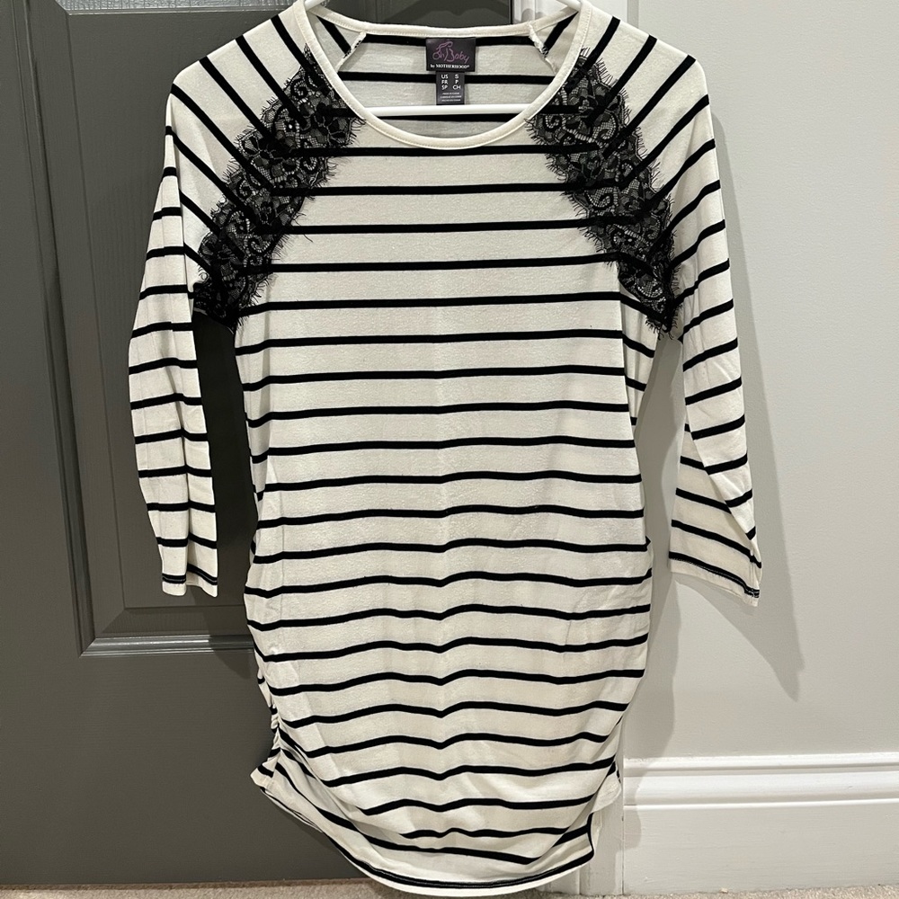 Motherhood Maternity shirt